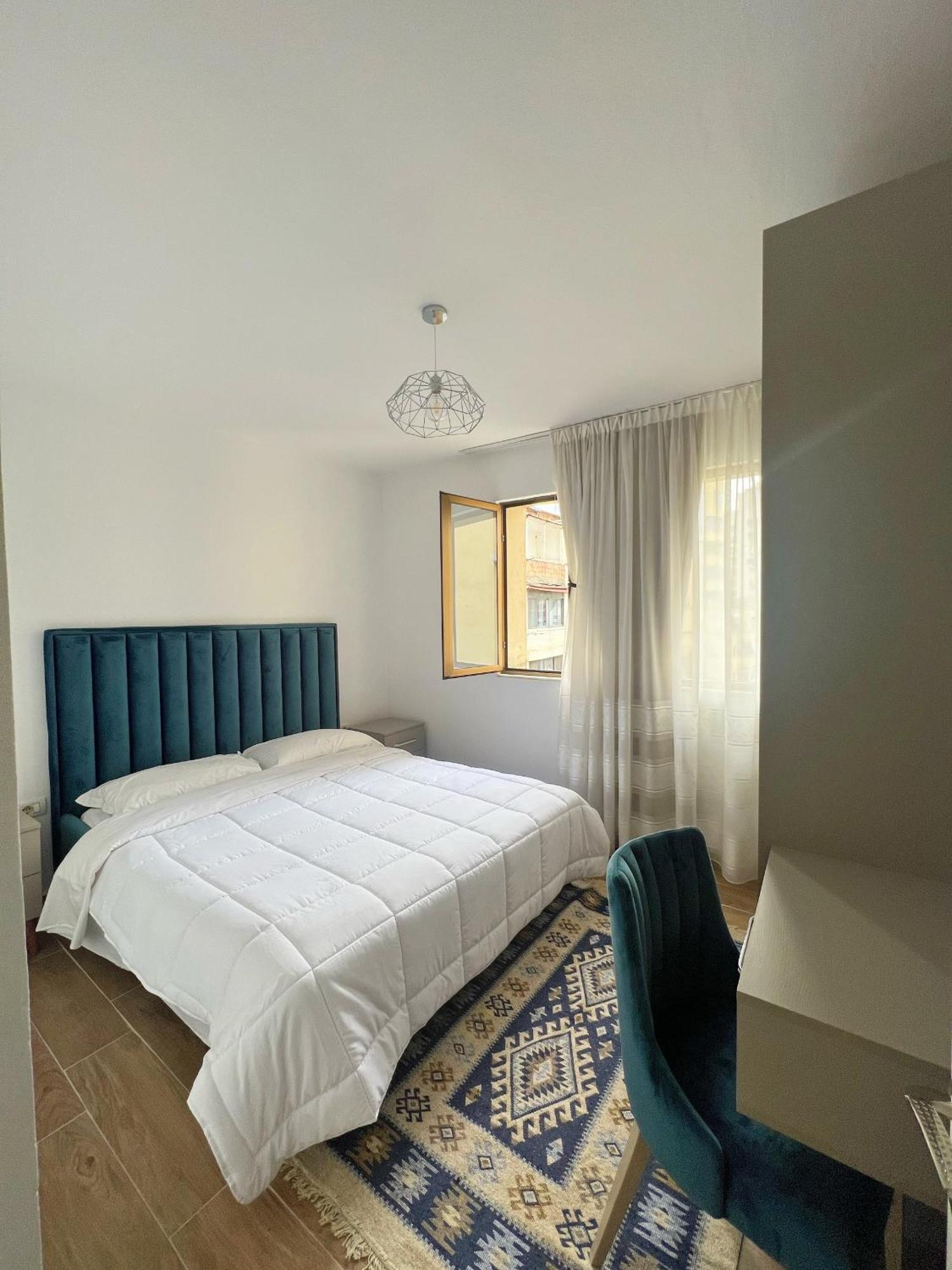 Central City Apartment Tiranë Ngoại thất bức ảnh